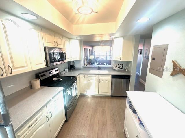 Listing photo id 5 for 17580 Gulf Boulevard 403