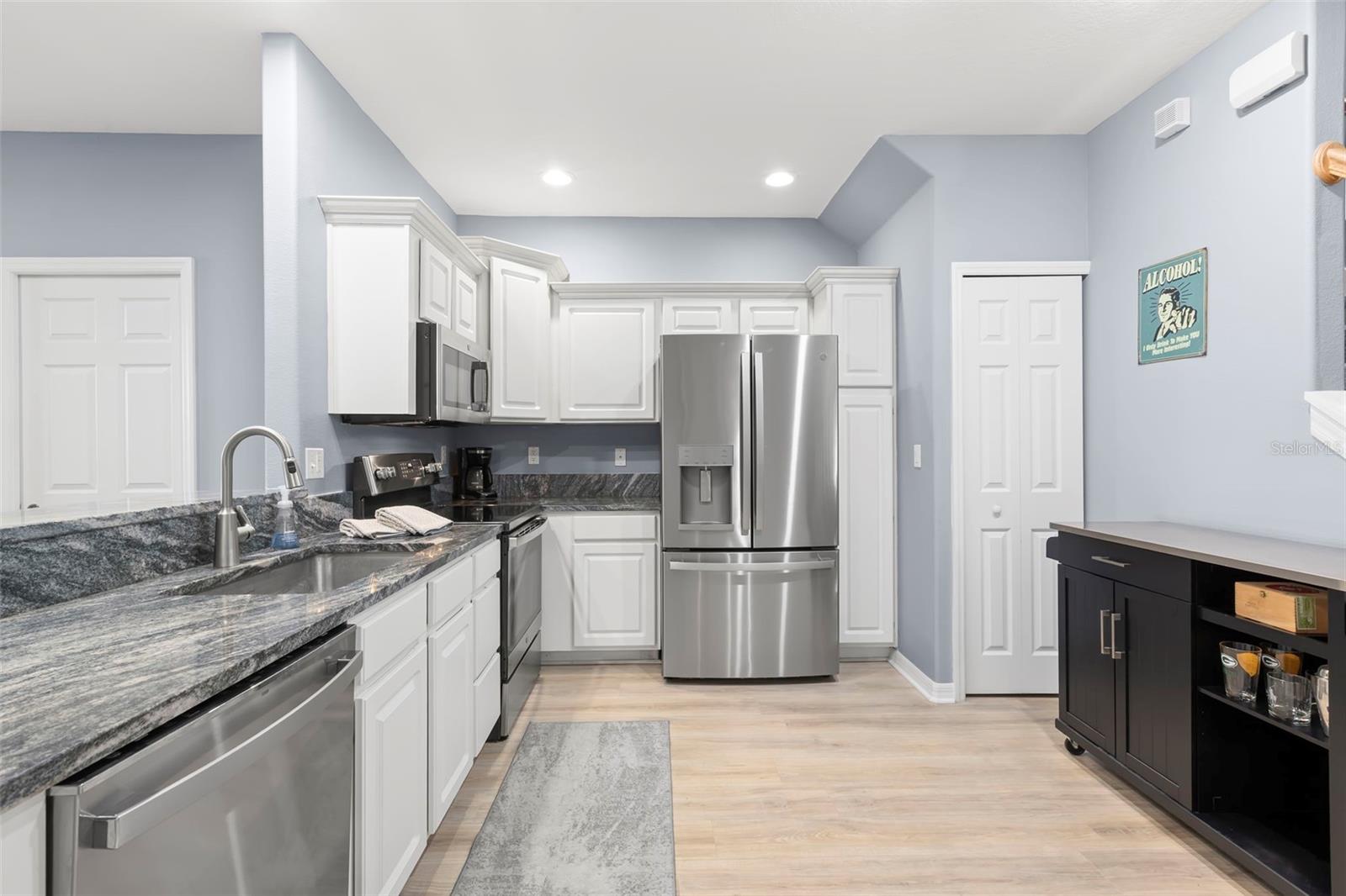 Image 6 of 33 For 6024 Parkside Meadow Drive