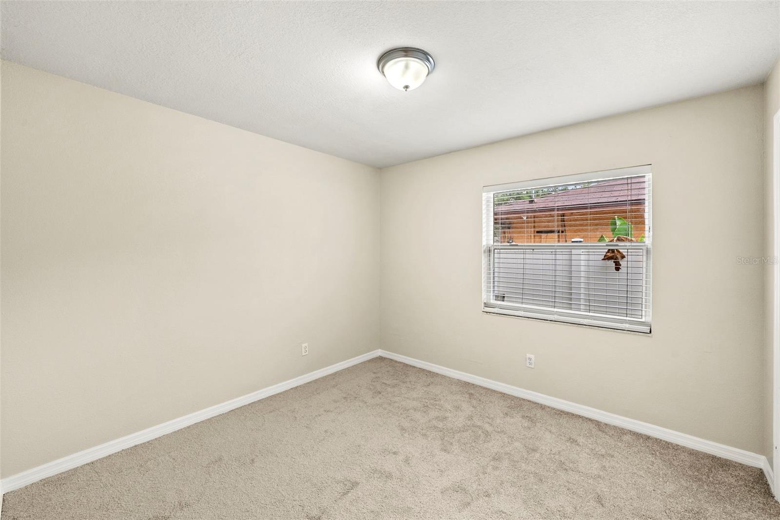 Image 23 of 35 For 6601 Elizabeth Street