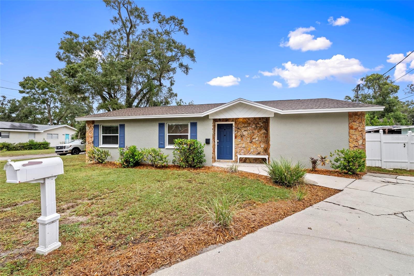 Image 33 of 35 For 6601 Elizabeth Street