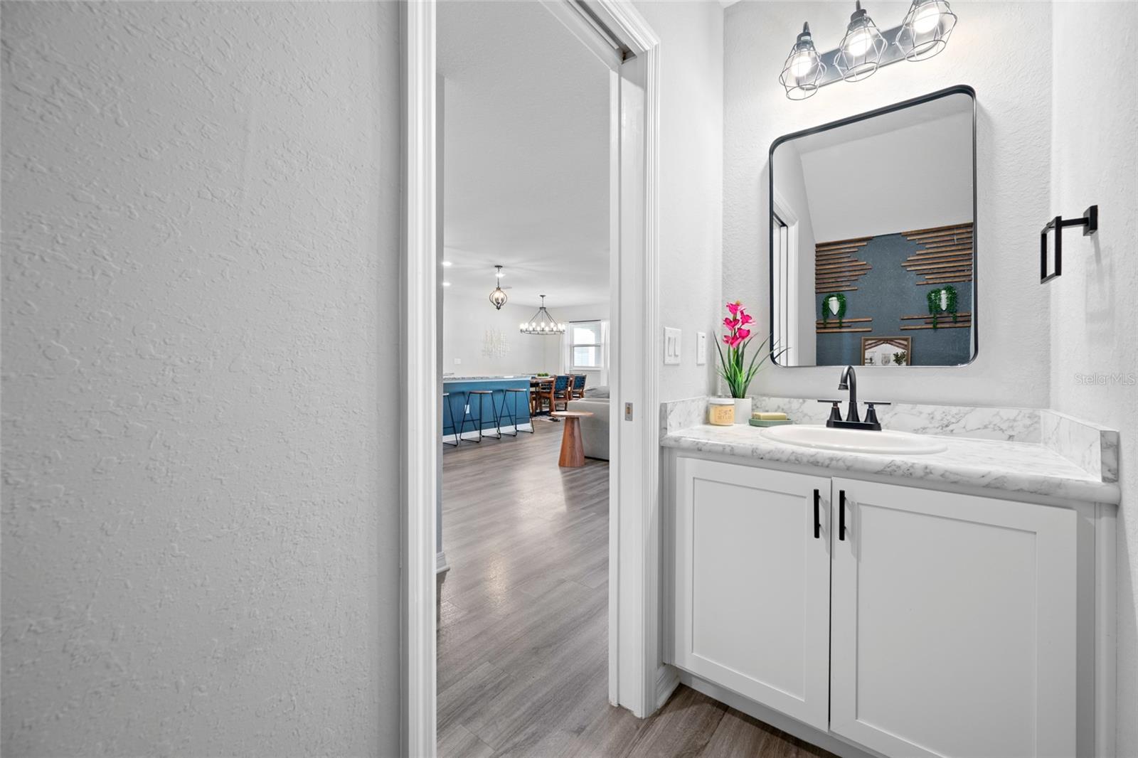 Image 19 of 67 For 12331 Terrace Bluff