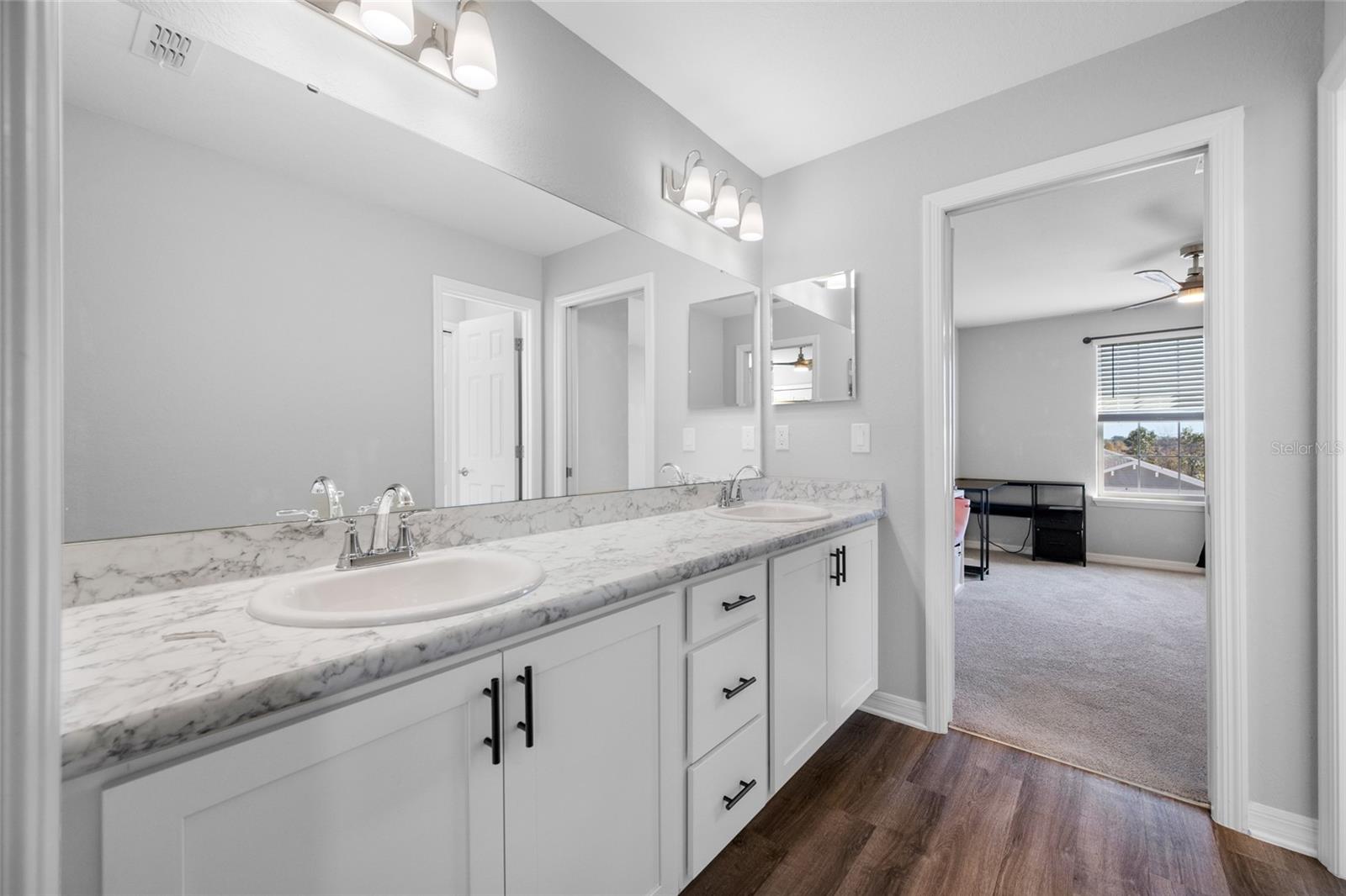 Image 42 of 67 For 12331 Terrace Bluff