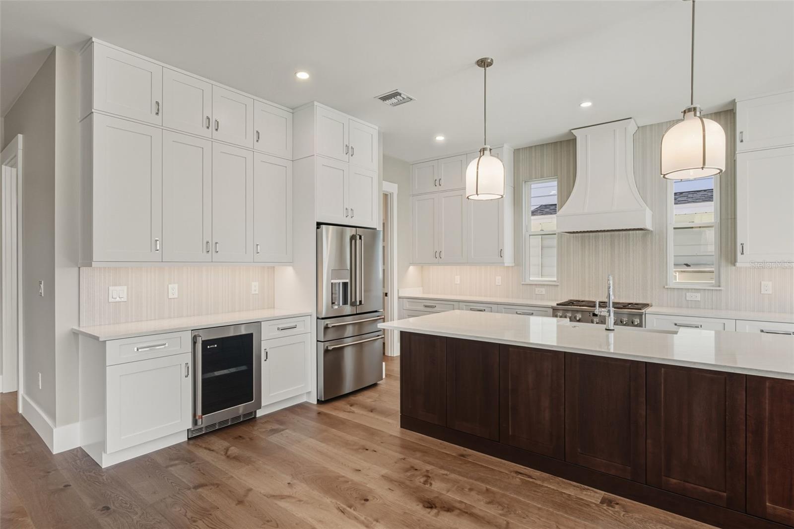 Image 24 of 71 For 844 26th Avenue N