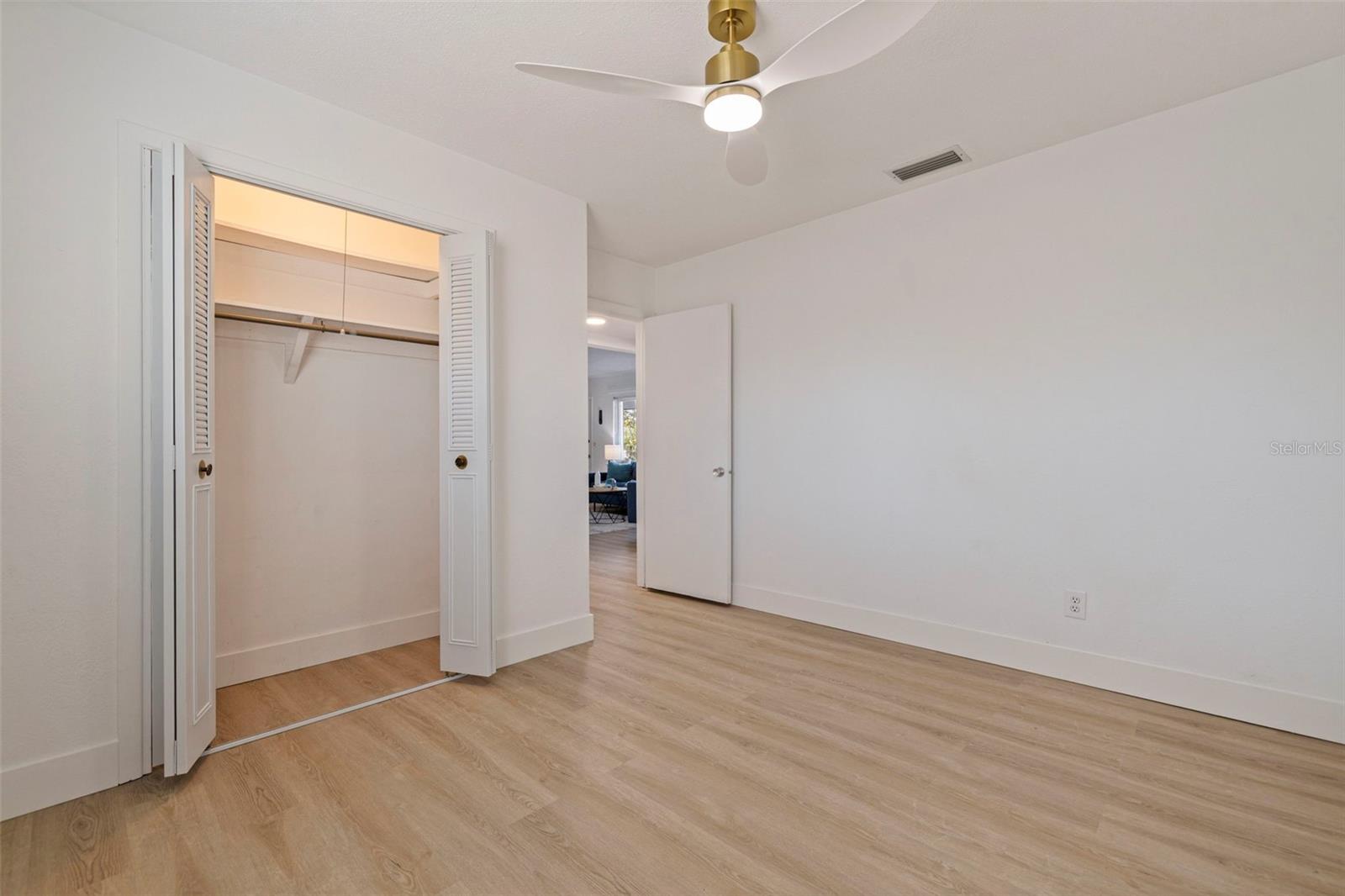 Image 26 of 32 For 4500 16th Avenue N