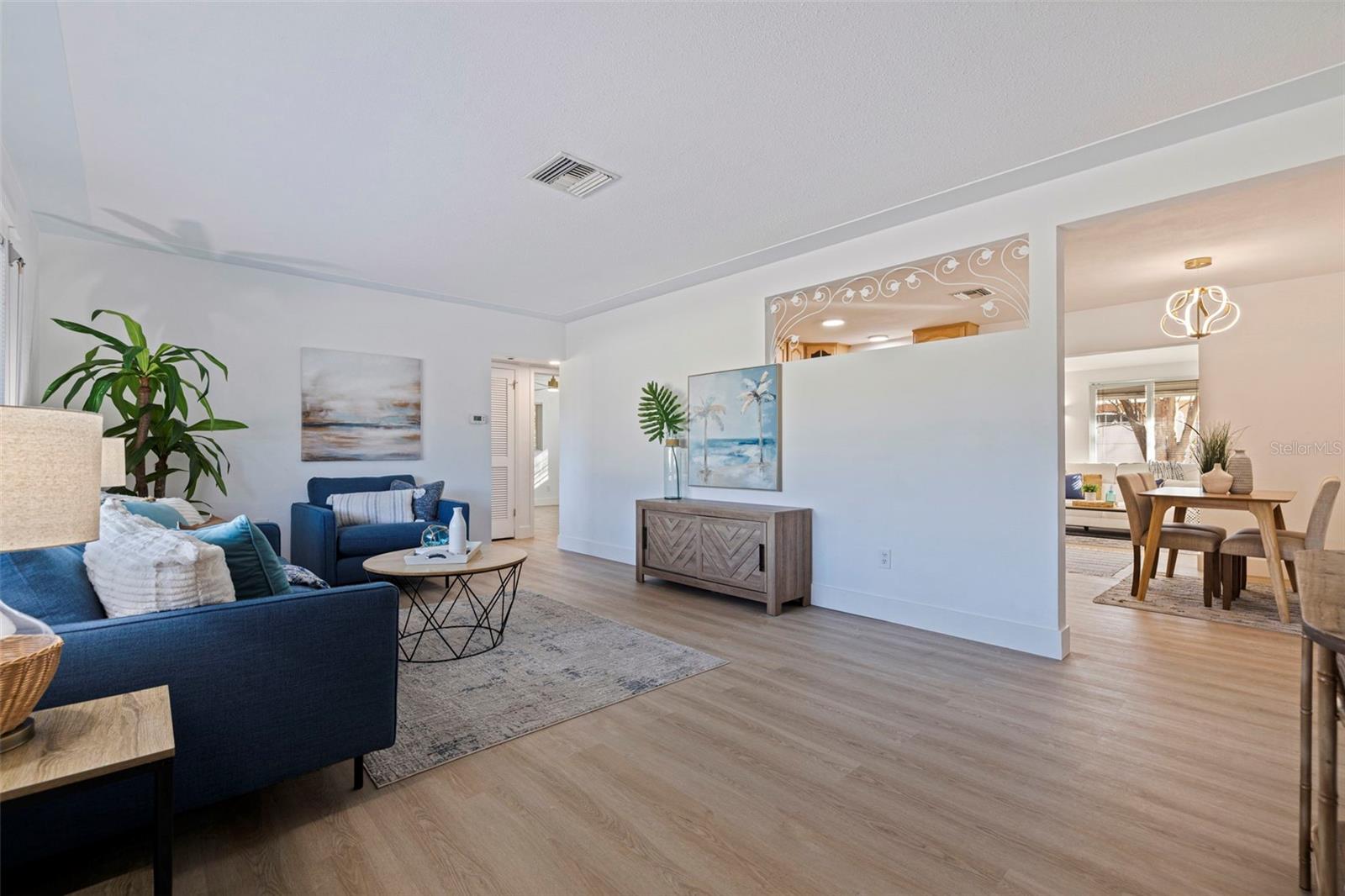 Image 7 of 32 For 4500 16th Avenue N