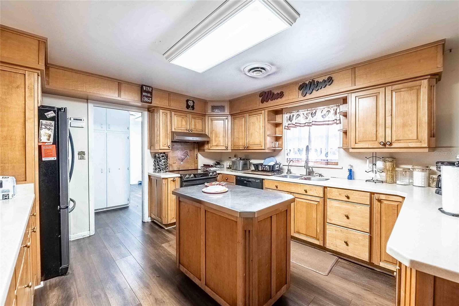 Image 11 of 60 For 2065 Flamingo Drive