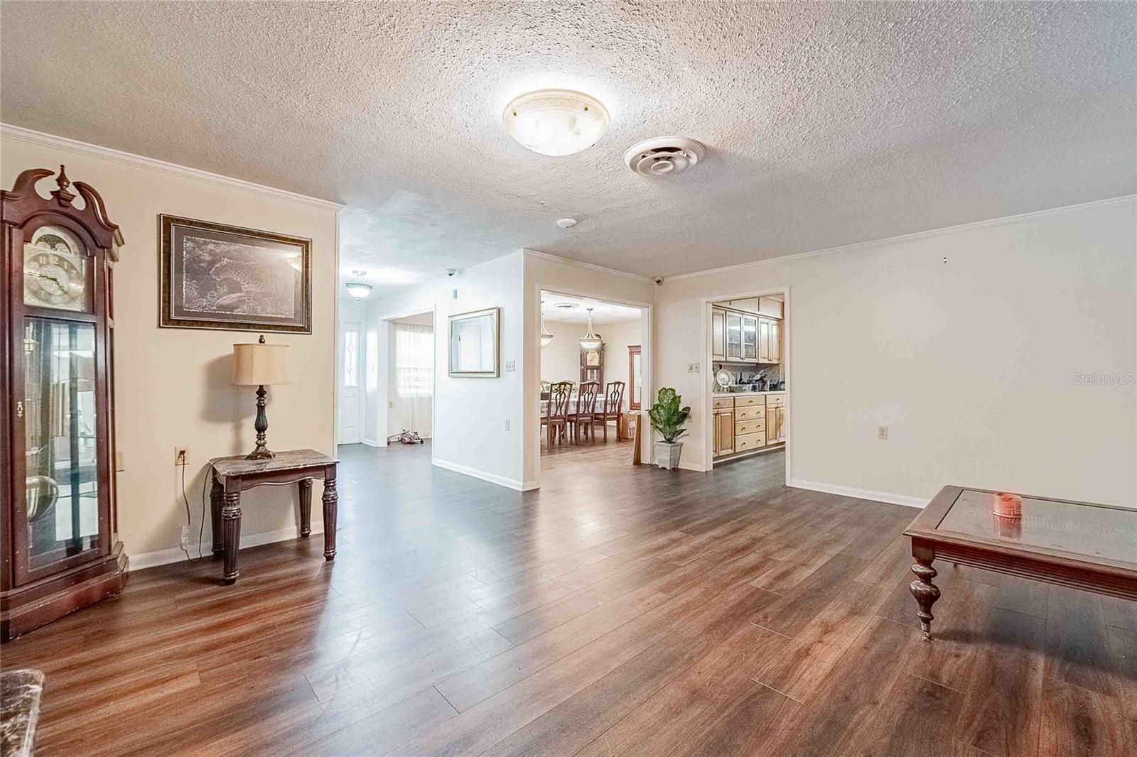 Image 19 of 60 For 2065 Flamingo Drive