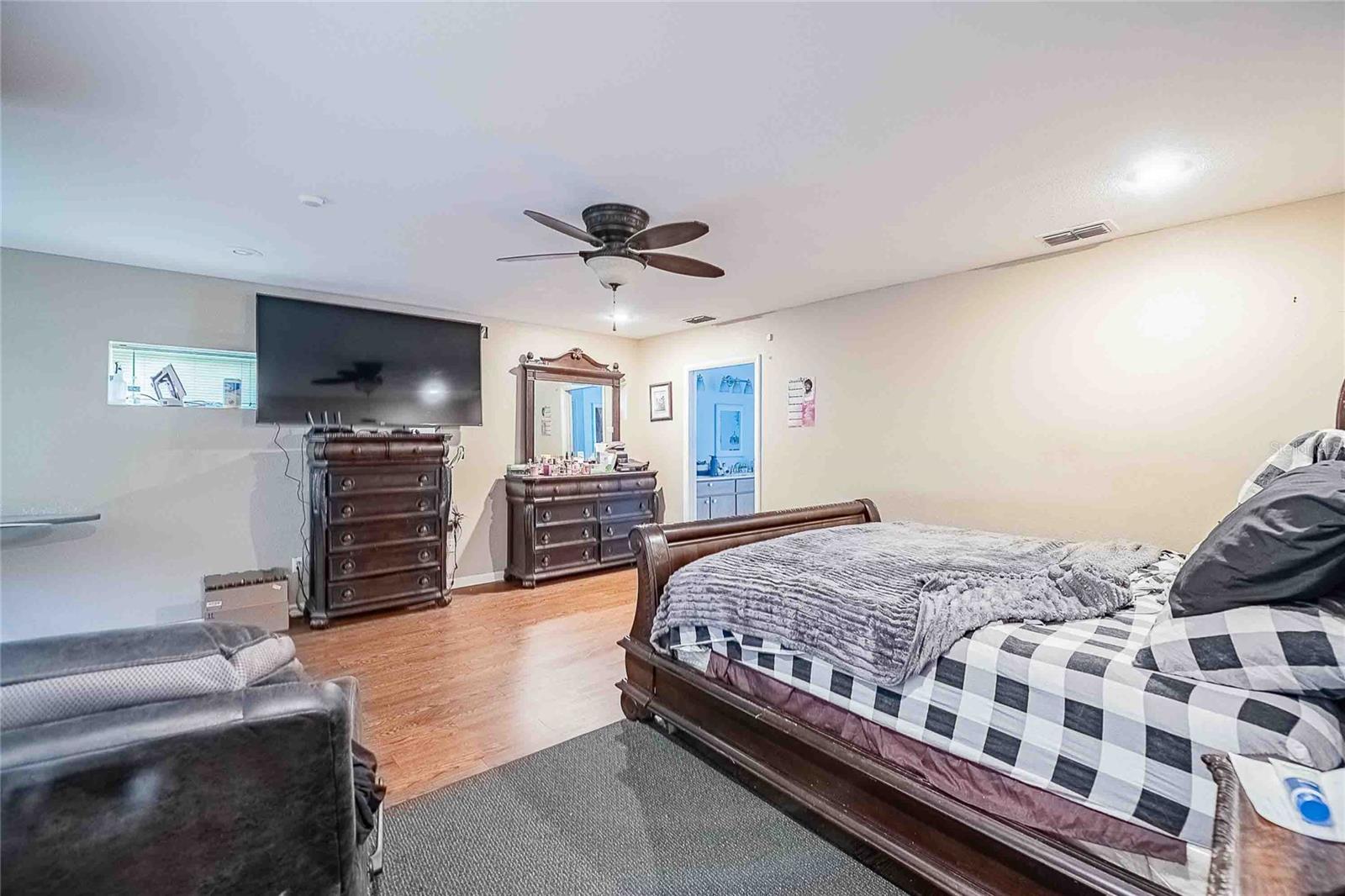 Image 34 of 60 For 2065 Flamingo Drive