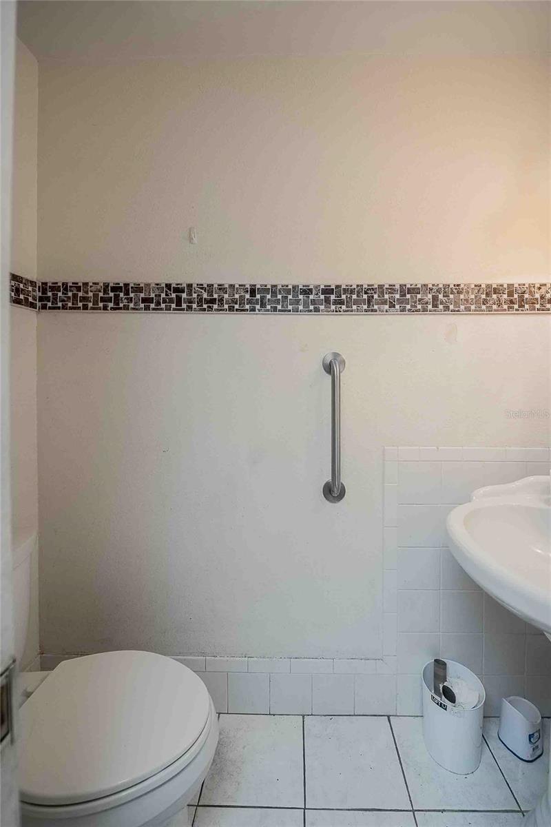 Image 50 of 60 For 2065 Flamingo Drive