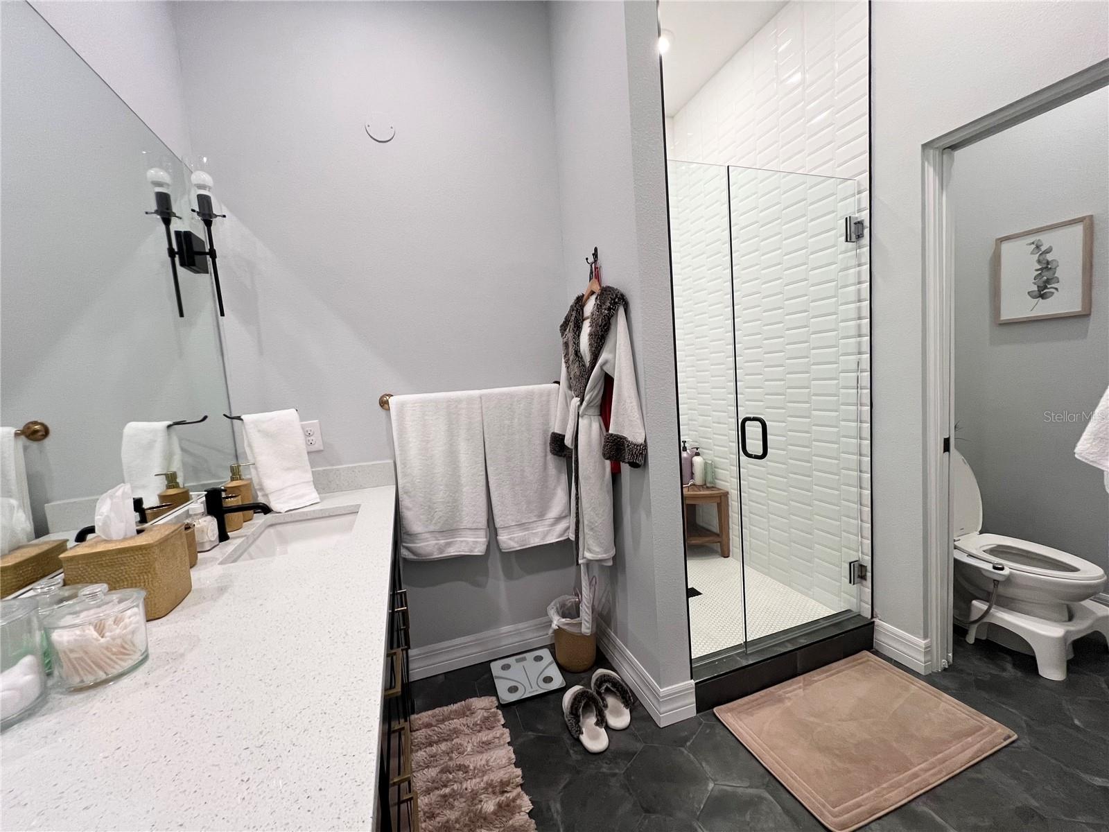 Image 15 of 29 For 3421 Horatio Street 110