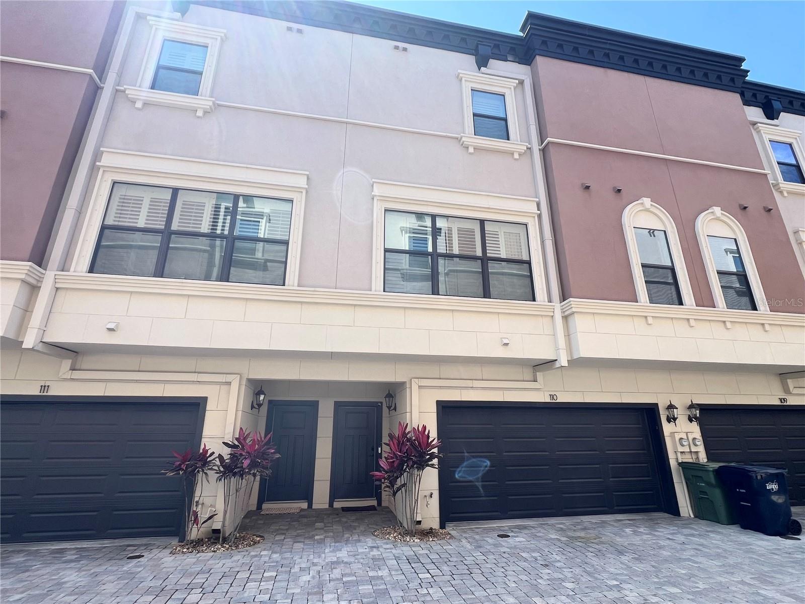 Image 28 of 29 For 3421 Horatio Street 110