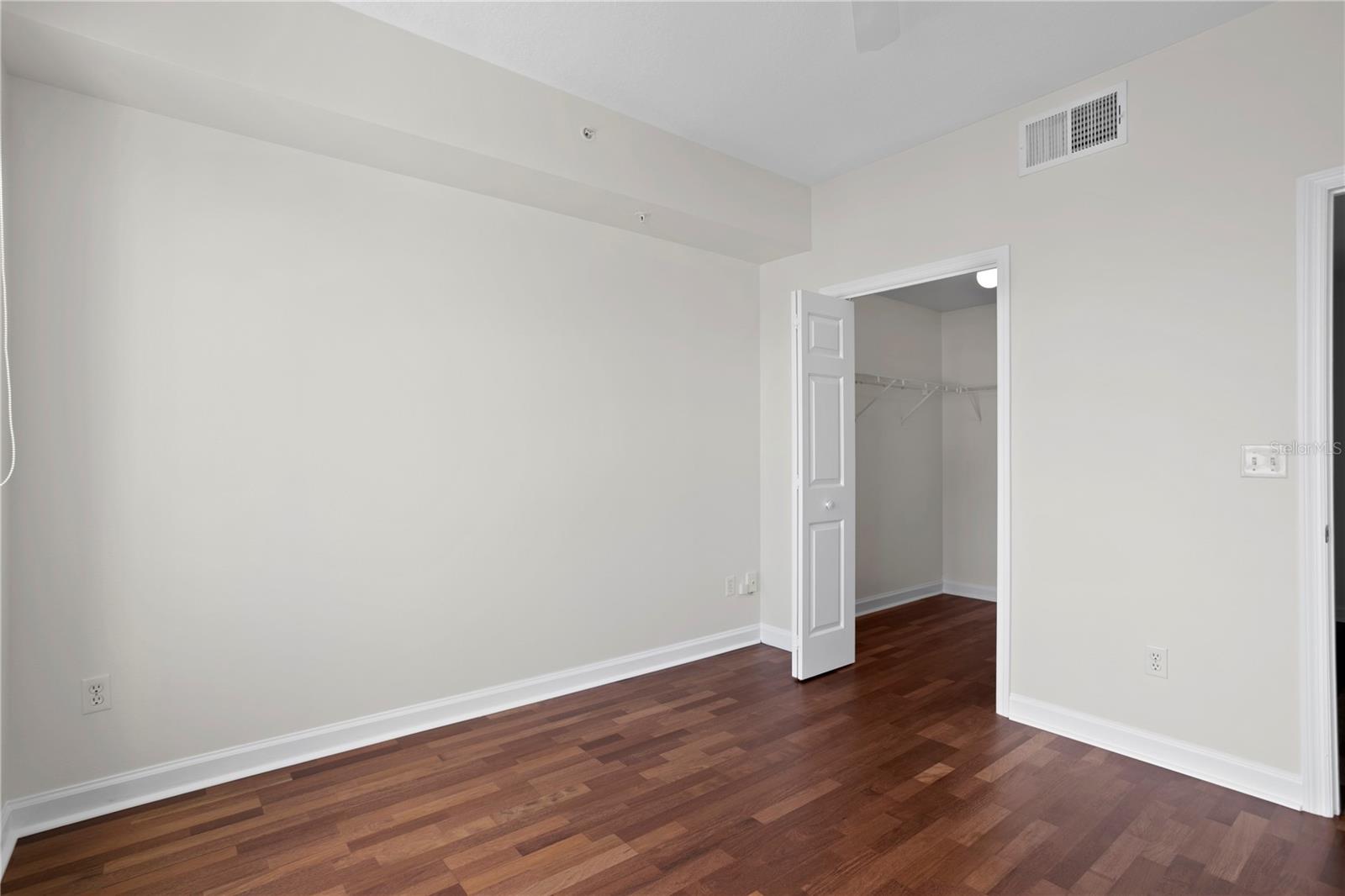 Image 27 of 51 For 345 Bayshore Boulevard 1512