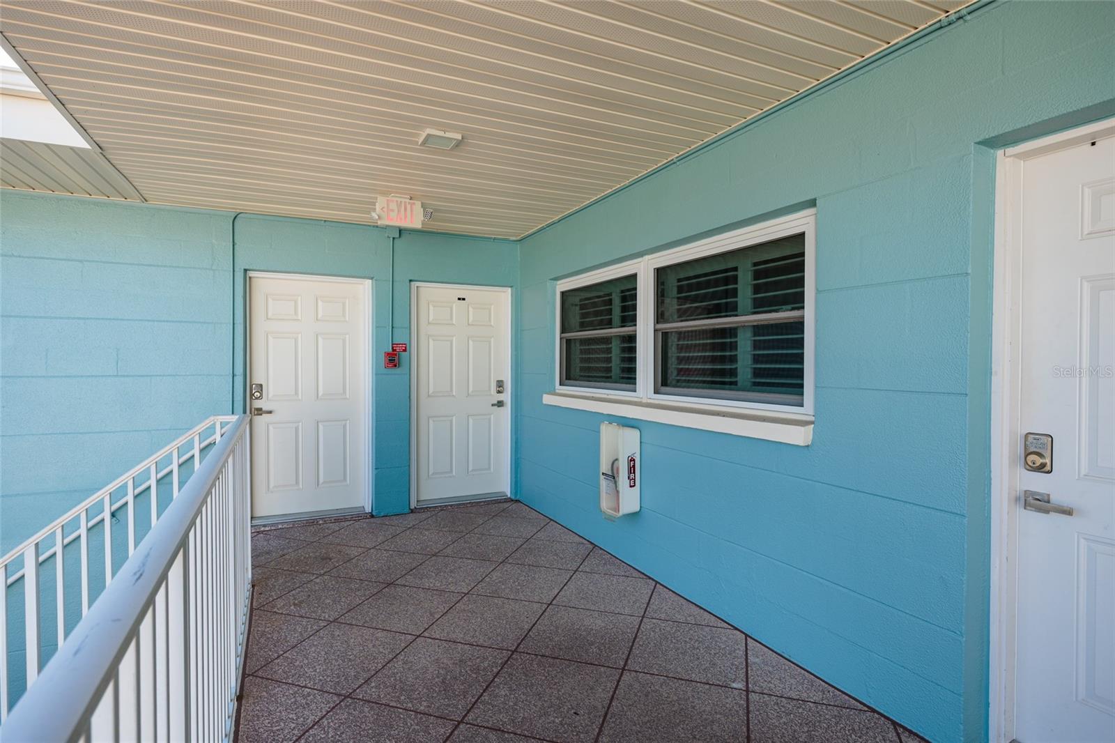 Image 11 of 51 For 6000 2nd Street E 6