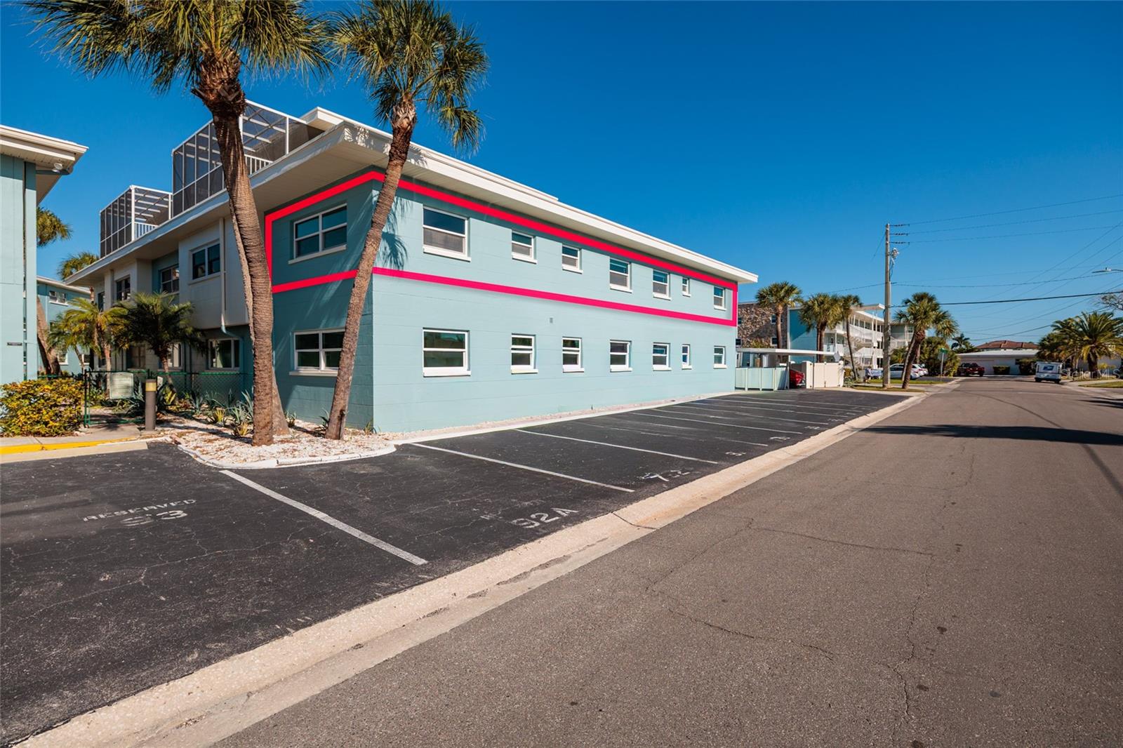 Image 28 of 51 For 6000 2nd Street E 6