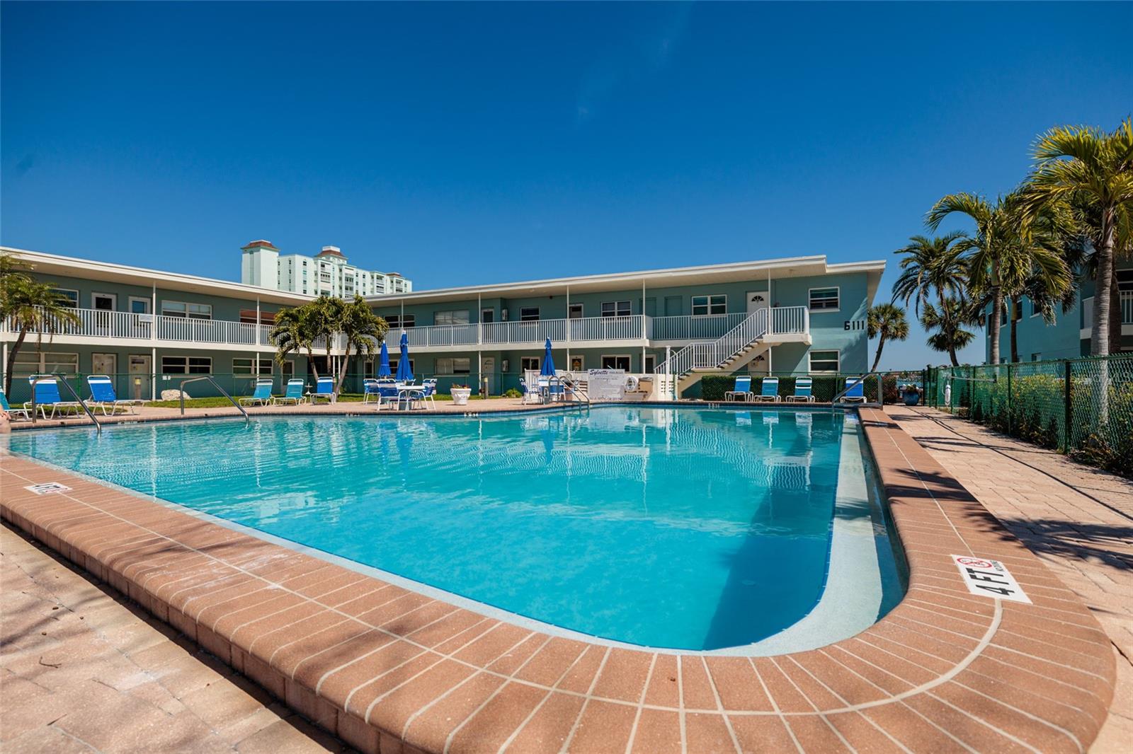 Image 34 of 51 For 6000 2nd Street E 6