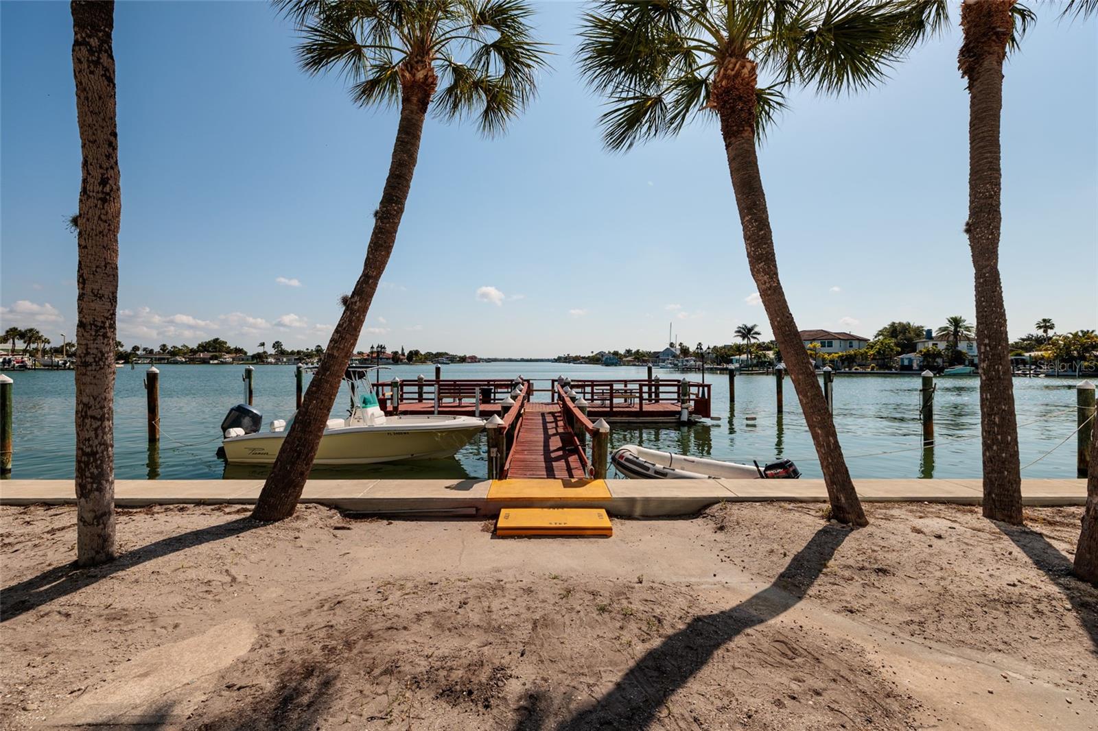 Image 36 of 51 For 6000 2nd Street E 6