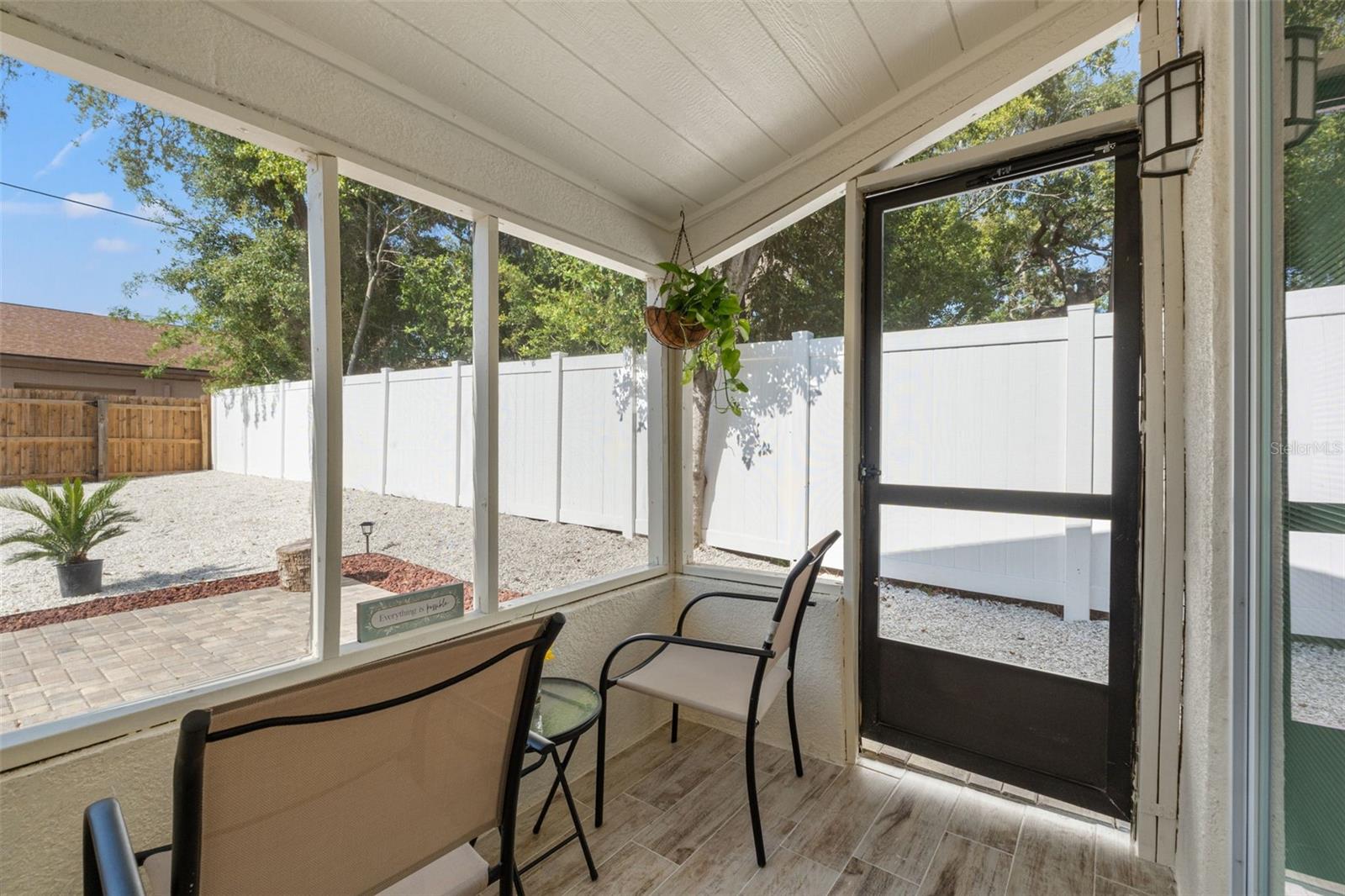 Image 15 of 23 For 439 Boyer Street