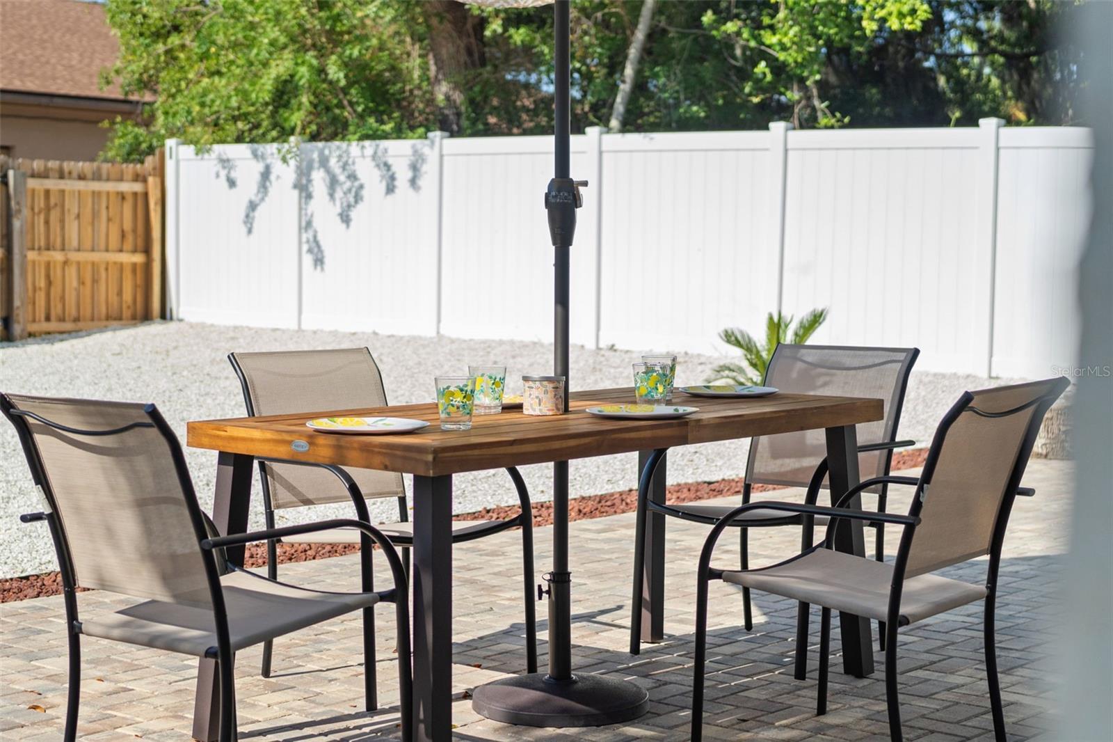 Image 18 of 23 For 439 Boyer Street