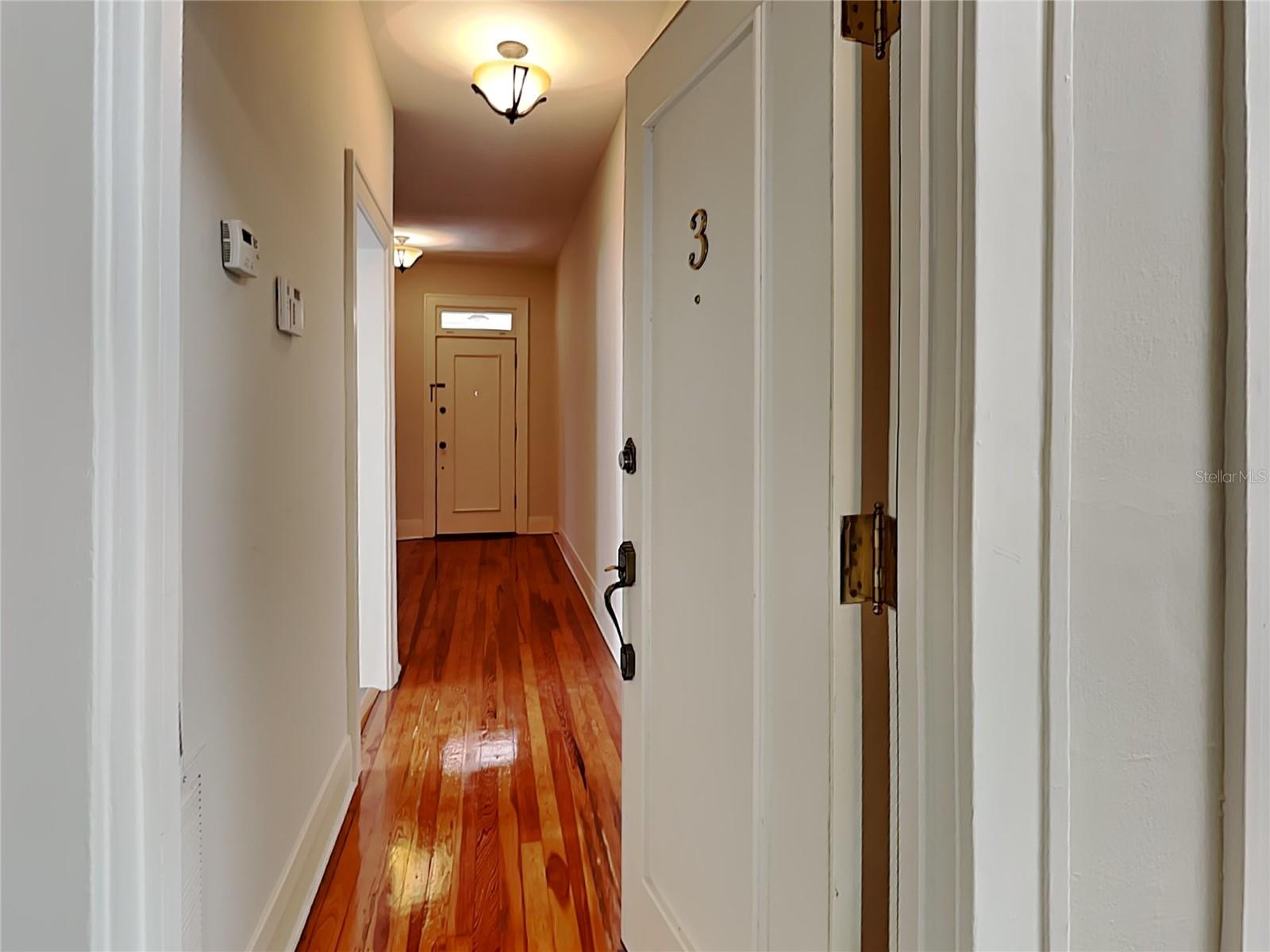 Image 2 of 52 For 1806 Morrison Avenue 3