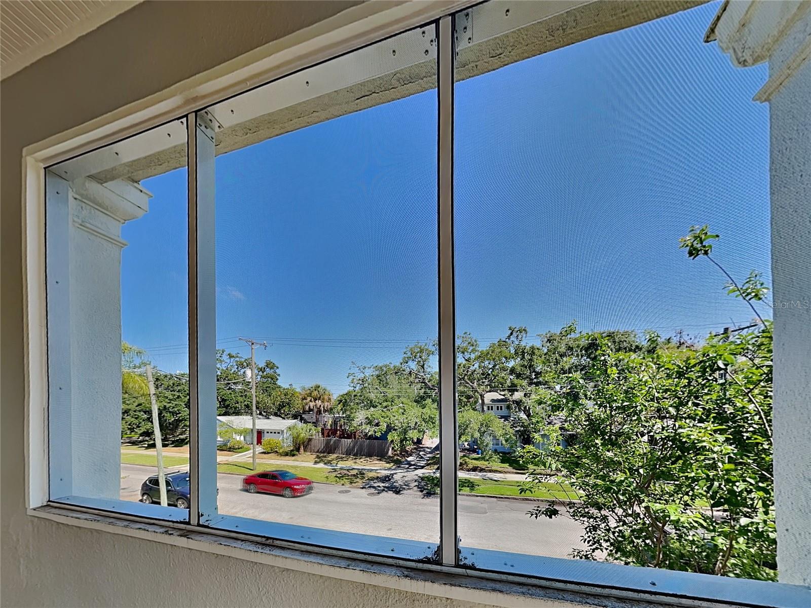 Image 8 of 52 For 1806 Morrison Avenue 3