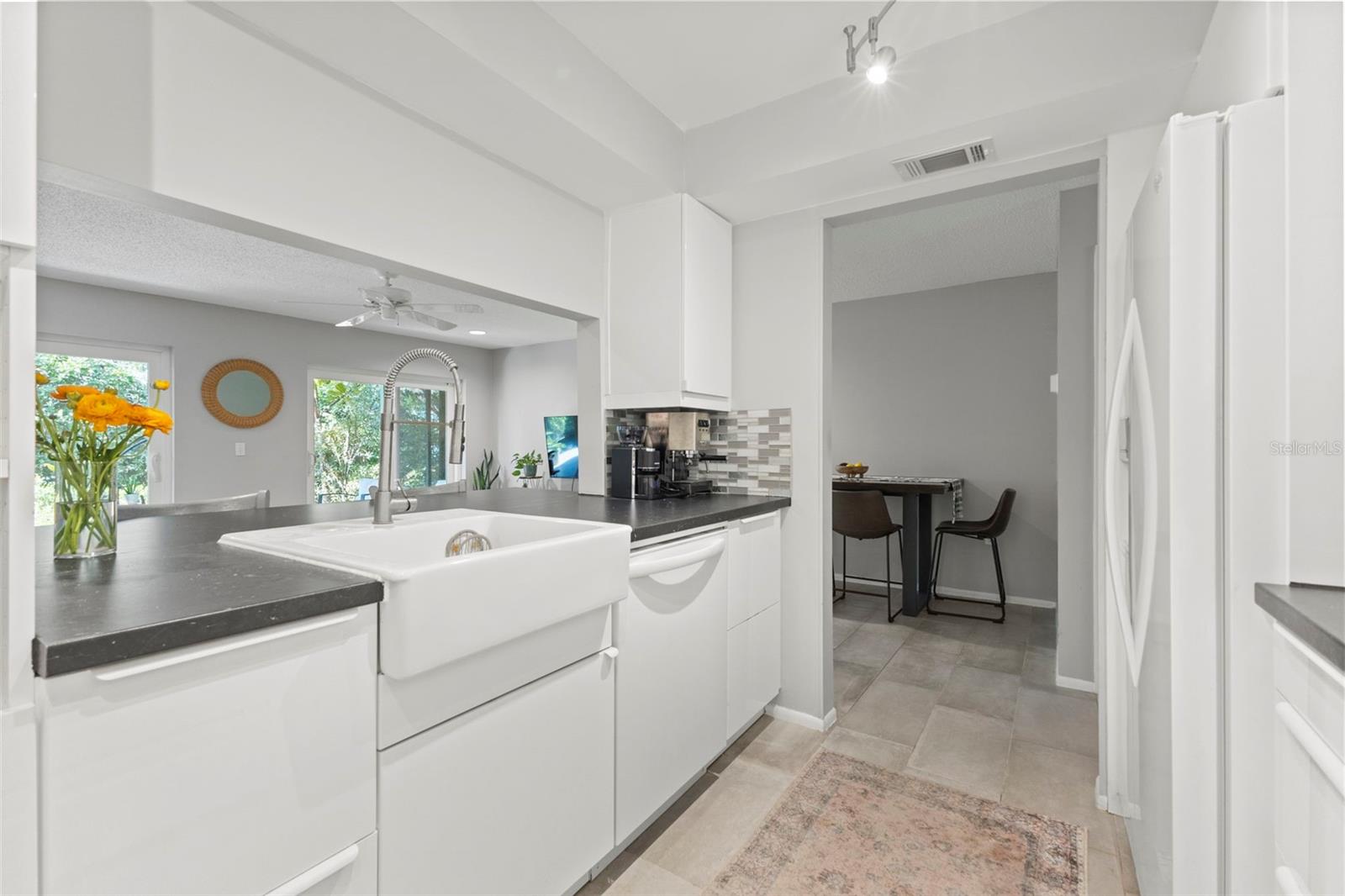 Image 16 of 27 For 1730 Belleair Forest Drive