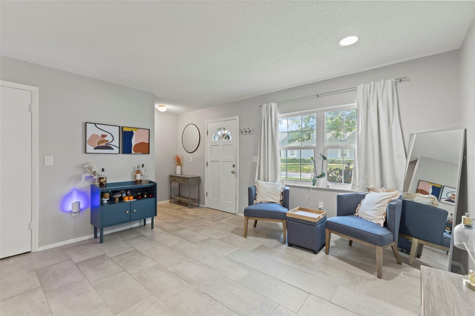 Image 5 of 27 For 1730 Belleair Forest Drive