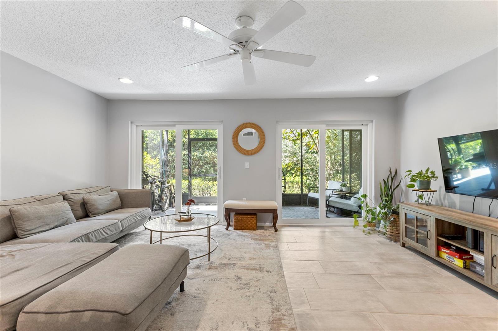 Image 9 of 27 For 1730 Belleair Forest Drive