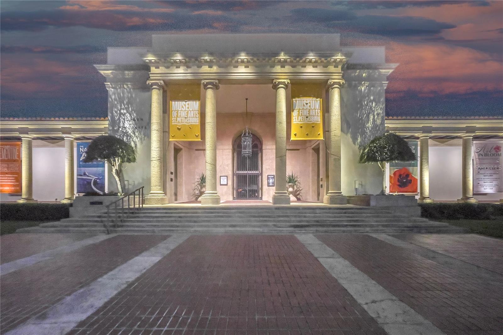 Image 44 of 80 For 130 4th Avenue N 610