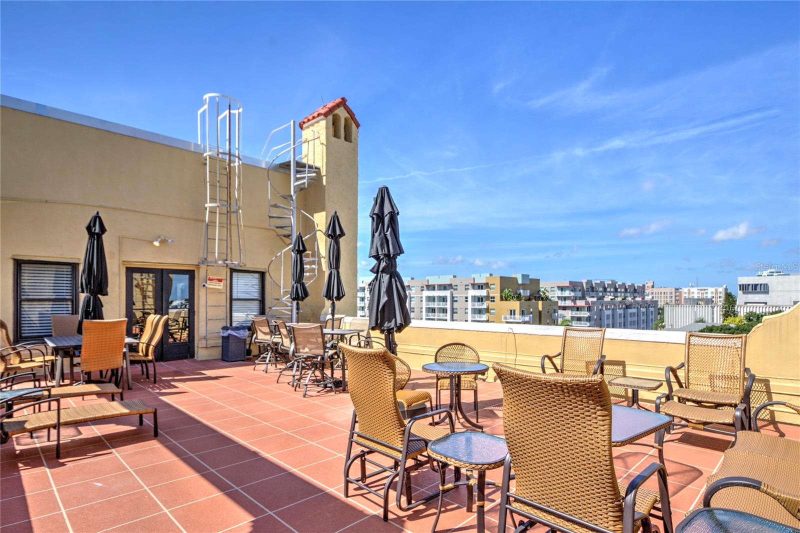 Image 58 of 80 For 130 4th Avenue N 610