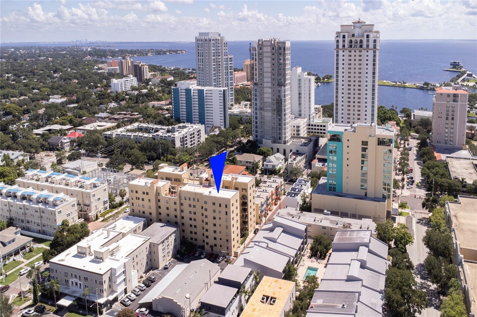 Image 74 of 80 For 130 4th Avenue N 610