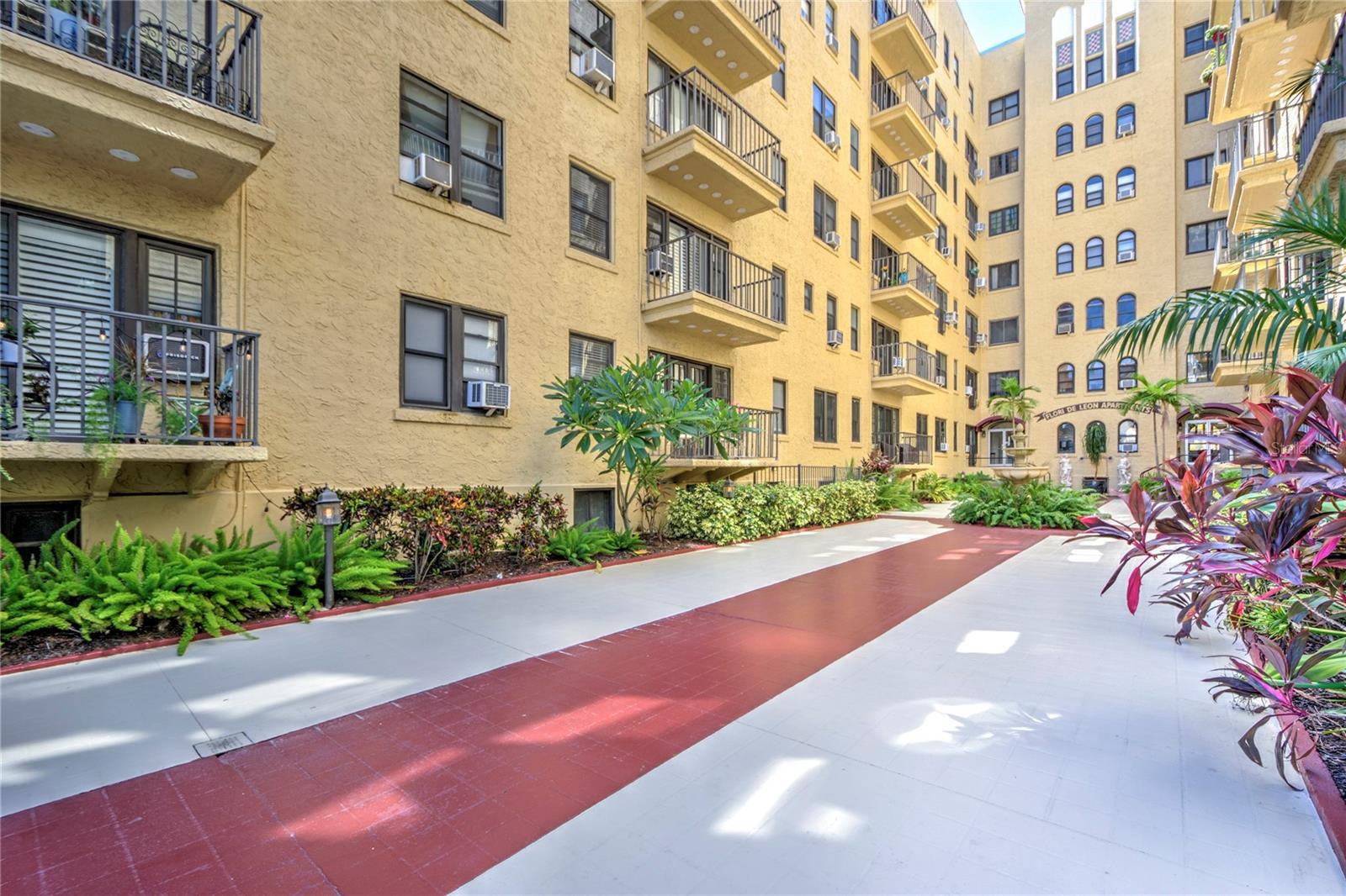 Image 78 of 80 For 130 4th Avenue N 610