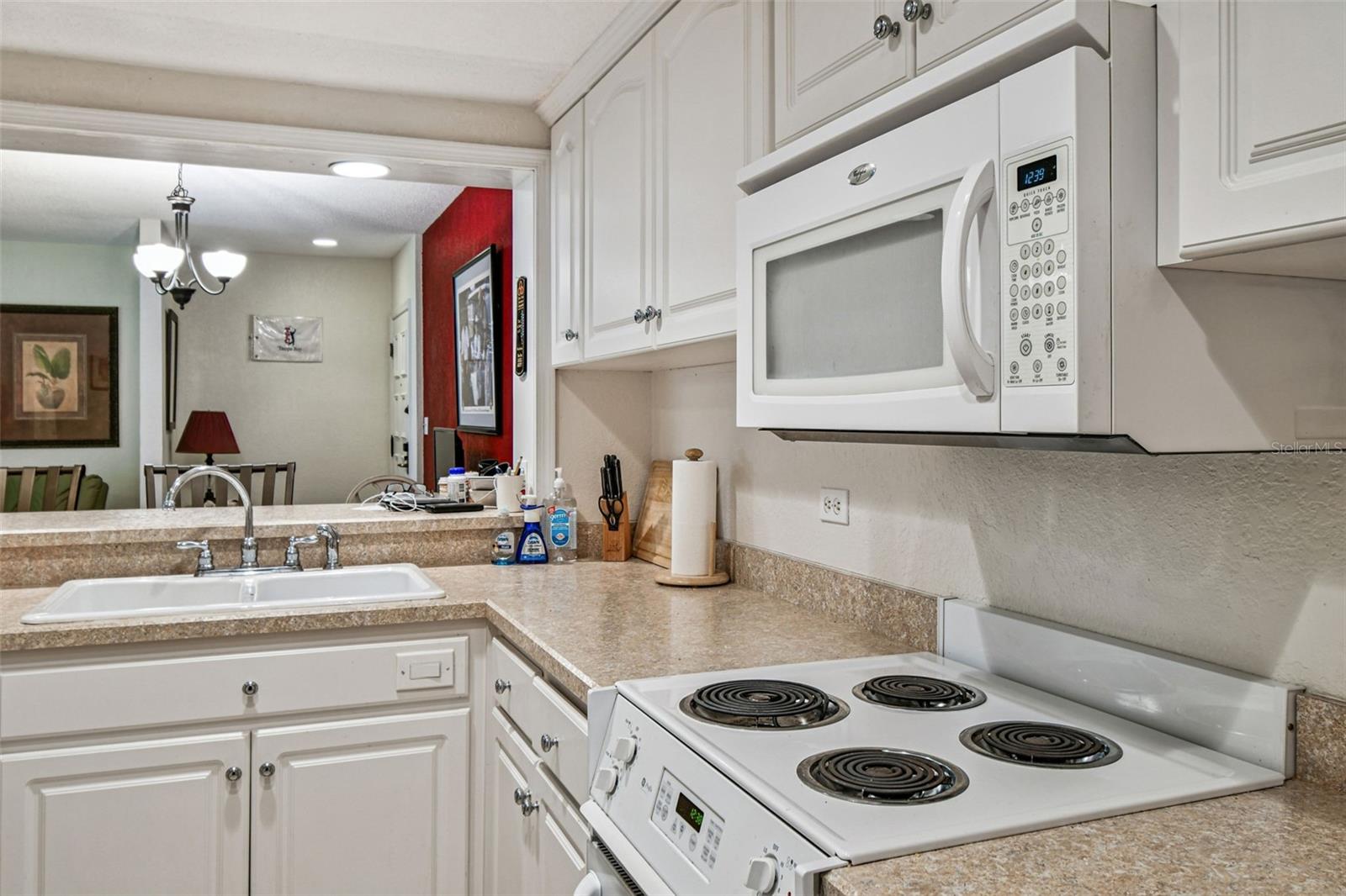 Image 18 of 57 For 36750 Us Highway 19 N 03106