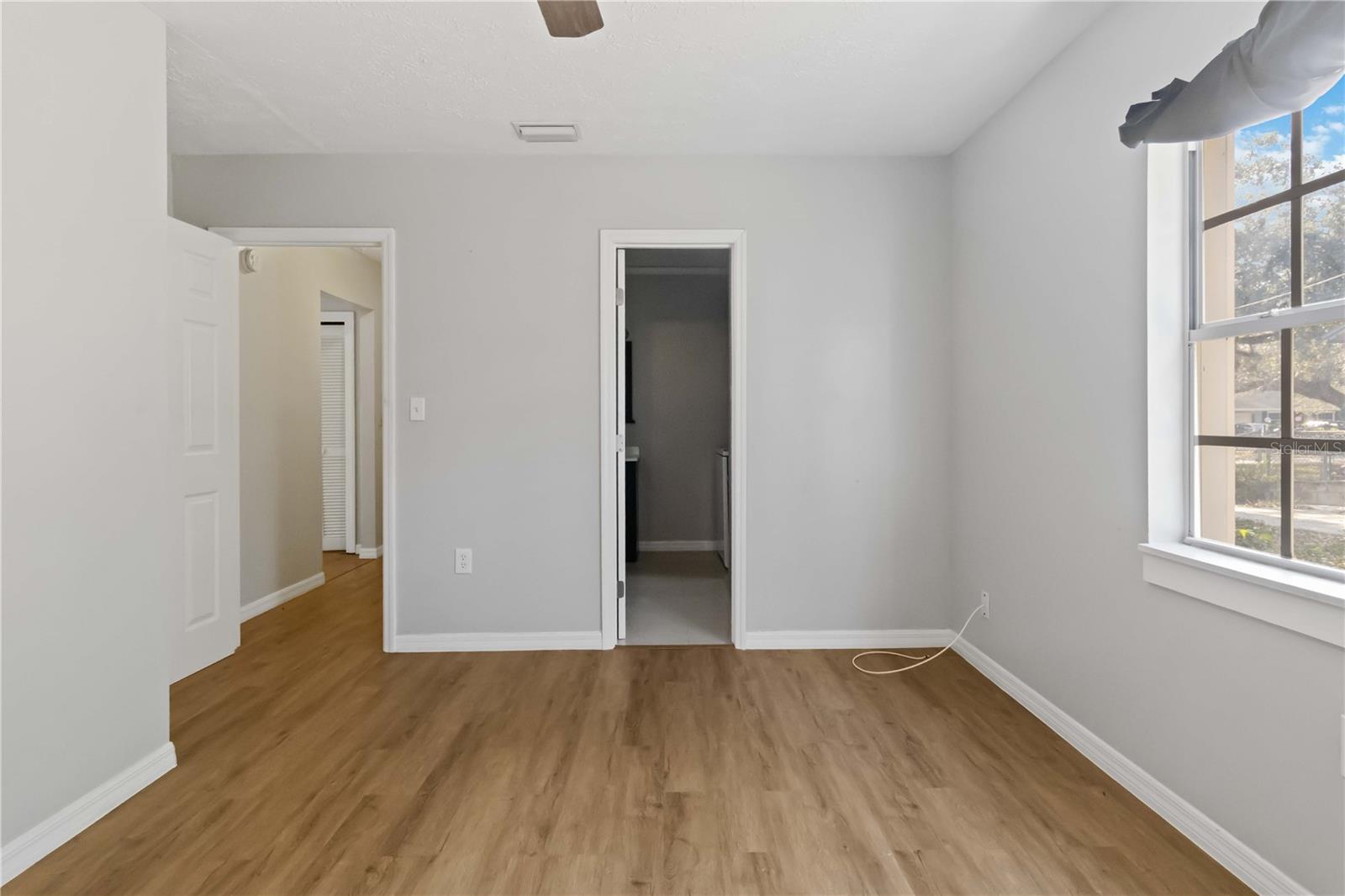 Image 31 of 50 For 4126 Temple Heights Road