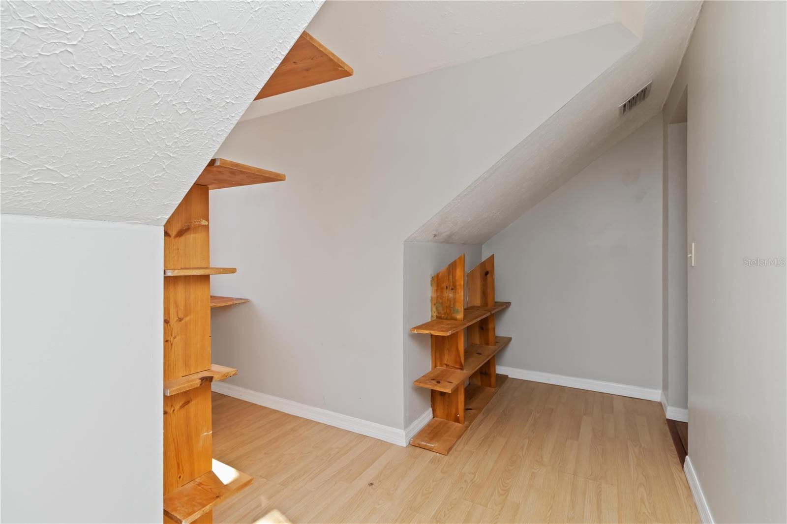 Image 39 of 50 For 4126 Temple Heights Road