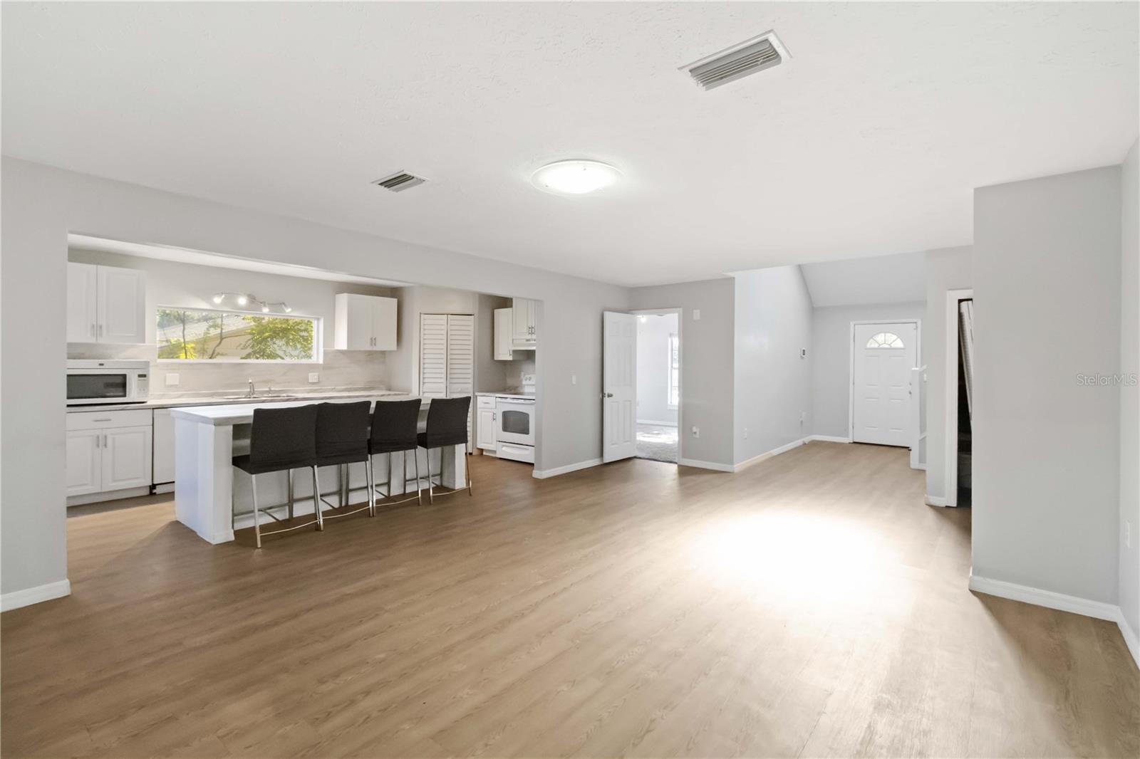 Image 9 of 50 For 4126 Temple Heights Road