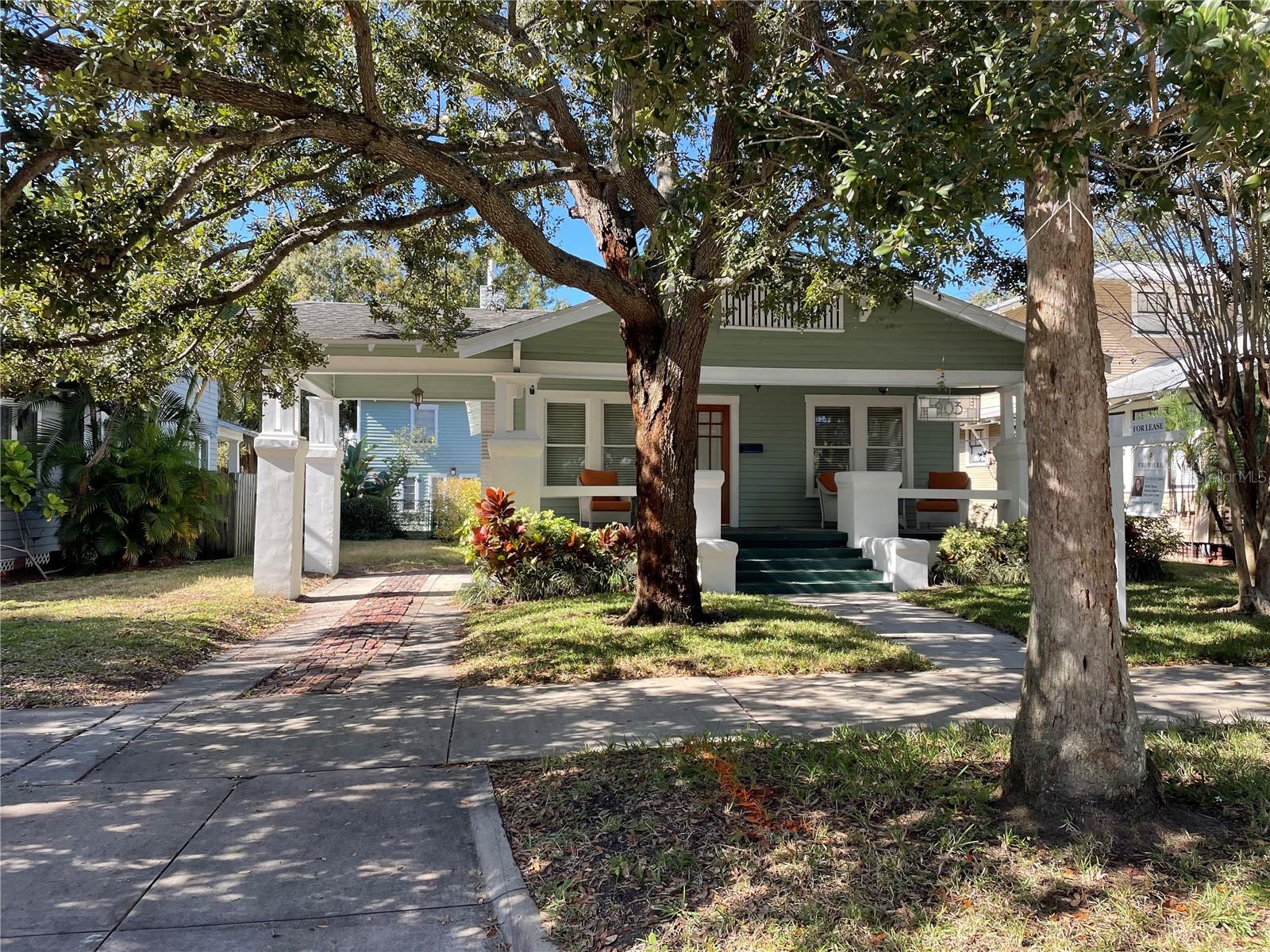 Image 2 of 60 For 903 Bruce Street