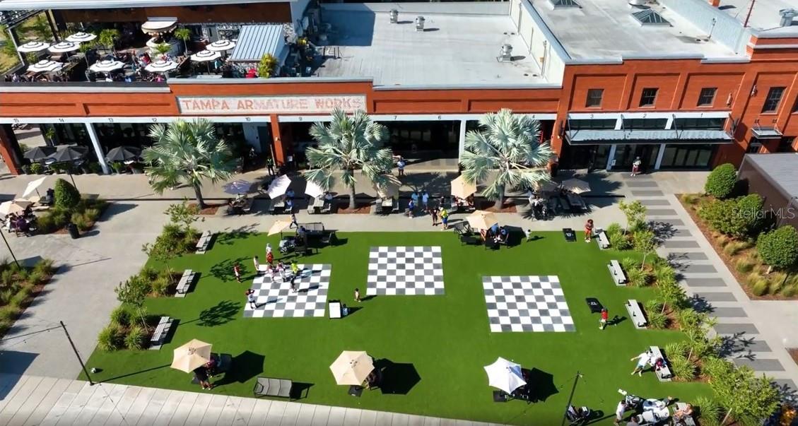 Image 36 of 60 For 903 Bruce Street