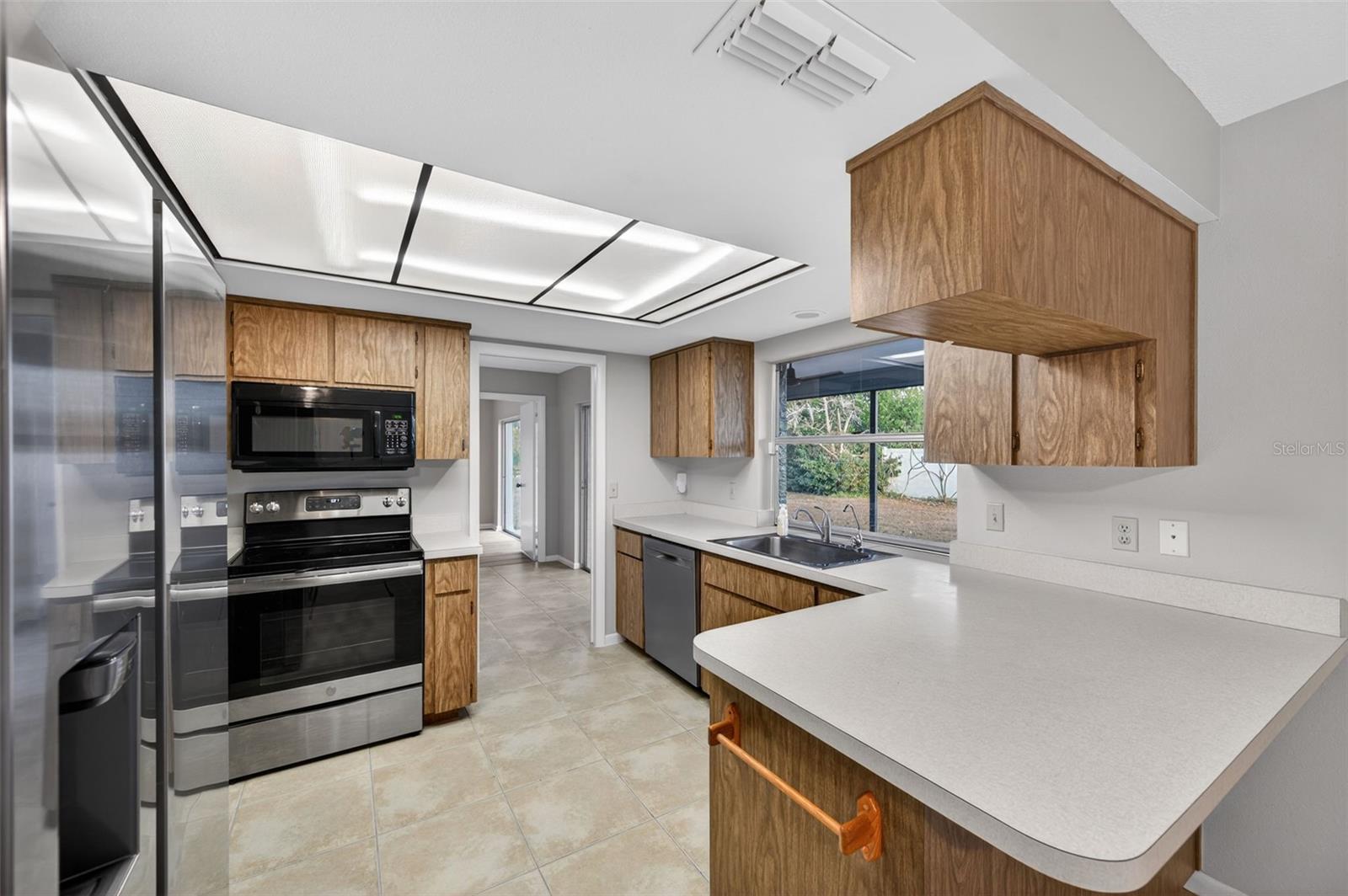 Image 14 of 55 For 7912 Rusty Hook Court