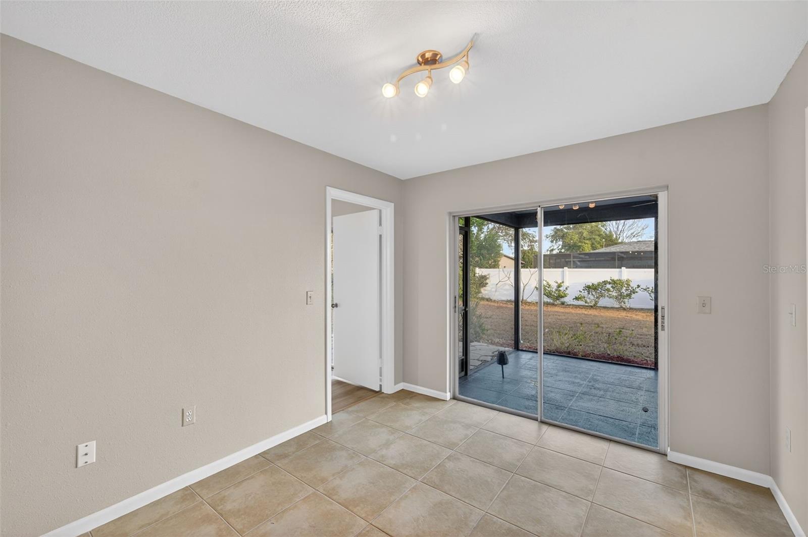 Image 16 of 55 For 7912 Rusty Hook Court