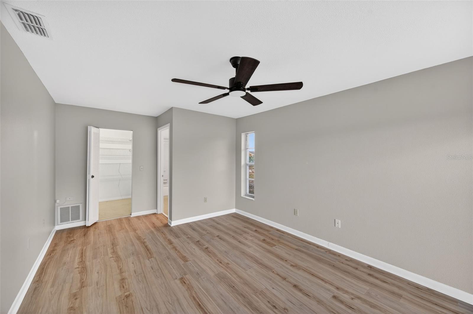 Image 26 of 55 For 7912 Rusty Hook Court