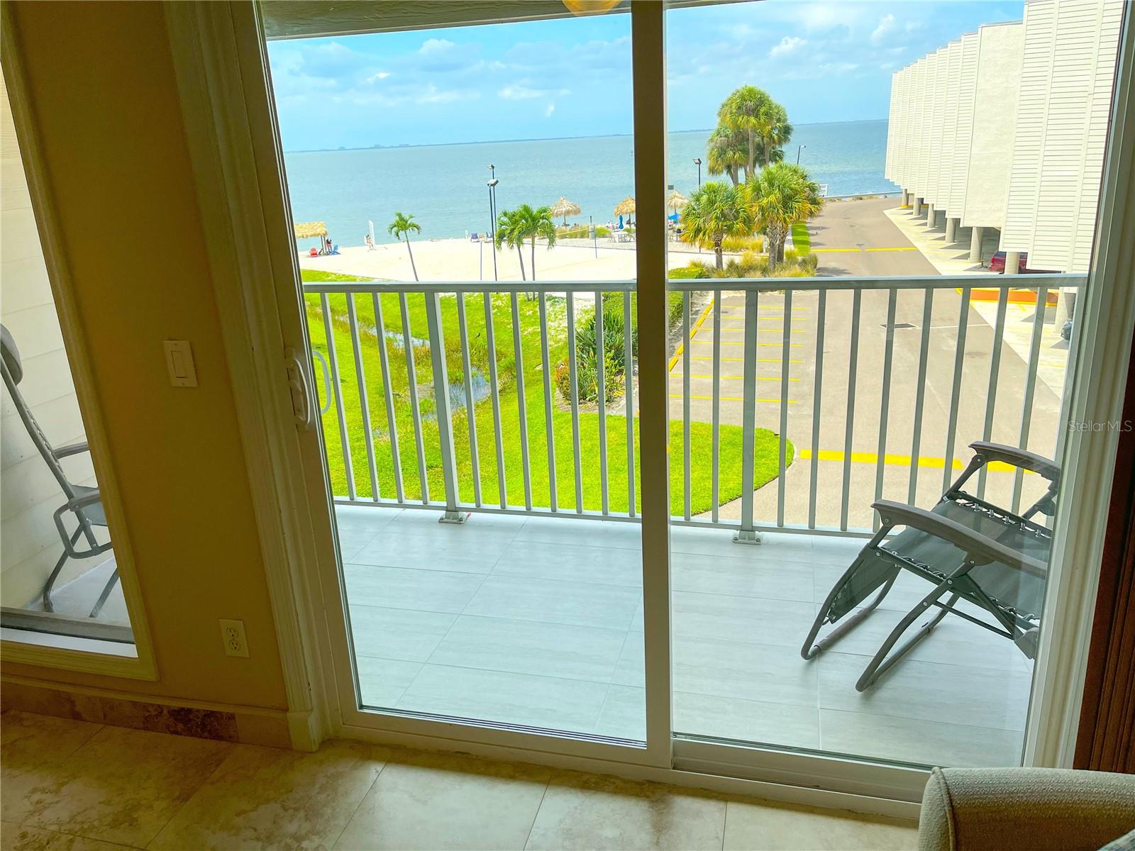 Image 10 of 40 For 2506 Rocky Point Drive 341