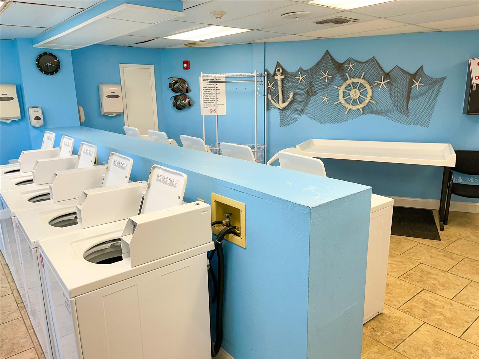 Image 19 of 40 For 2506 Rocky Point Drive 341