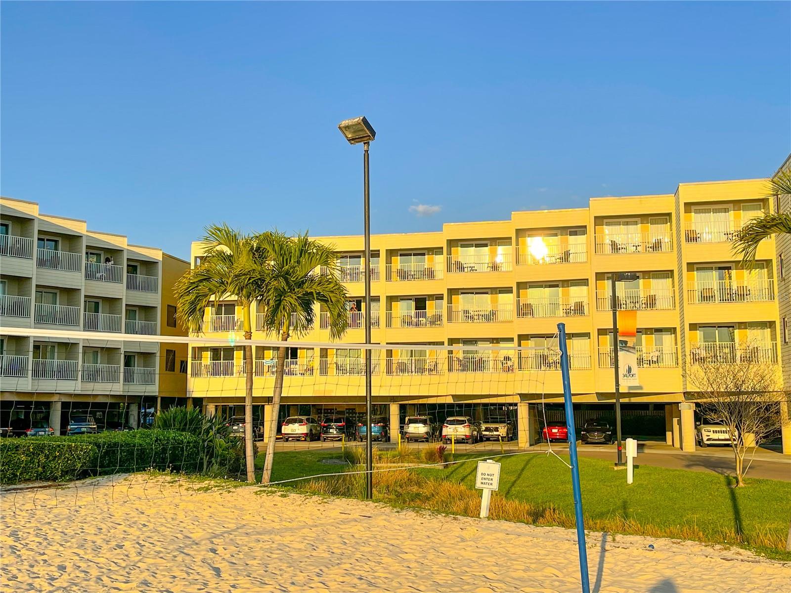 Image 2 of 40 For 2506 Rocky Point Drive 341