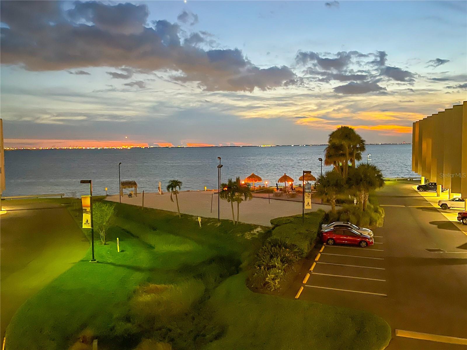 Image 9 of 40 For 2506 Rocky Point Drive 341