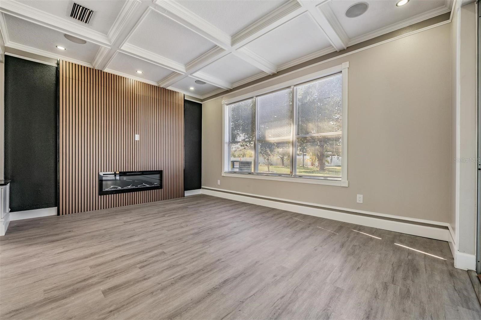 Image 3 of 30 For 11511 Misty Isle Lane