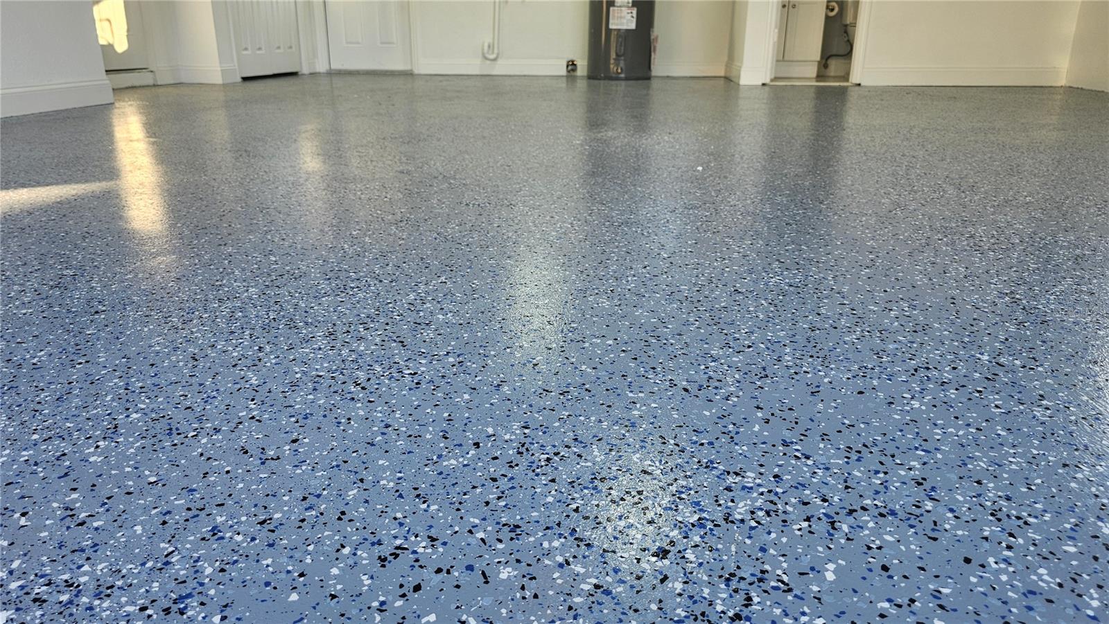 Image 17 of 30 For 803 Morse Street