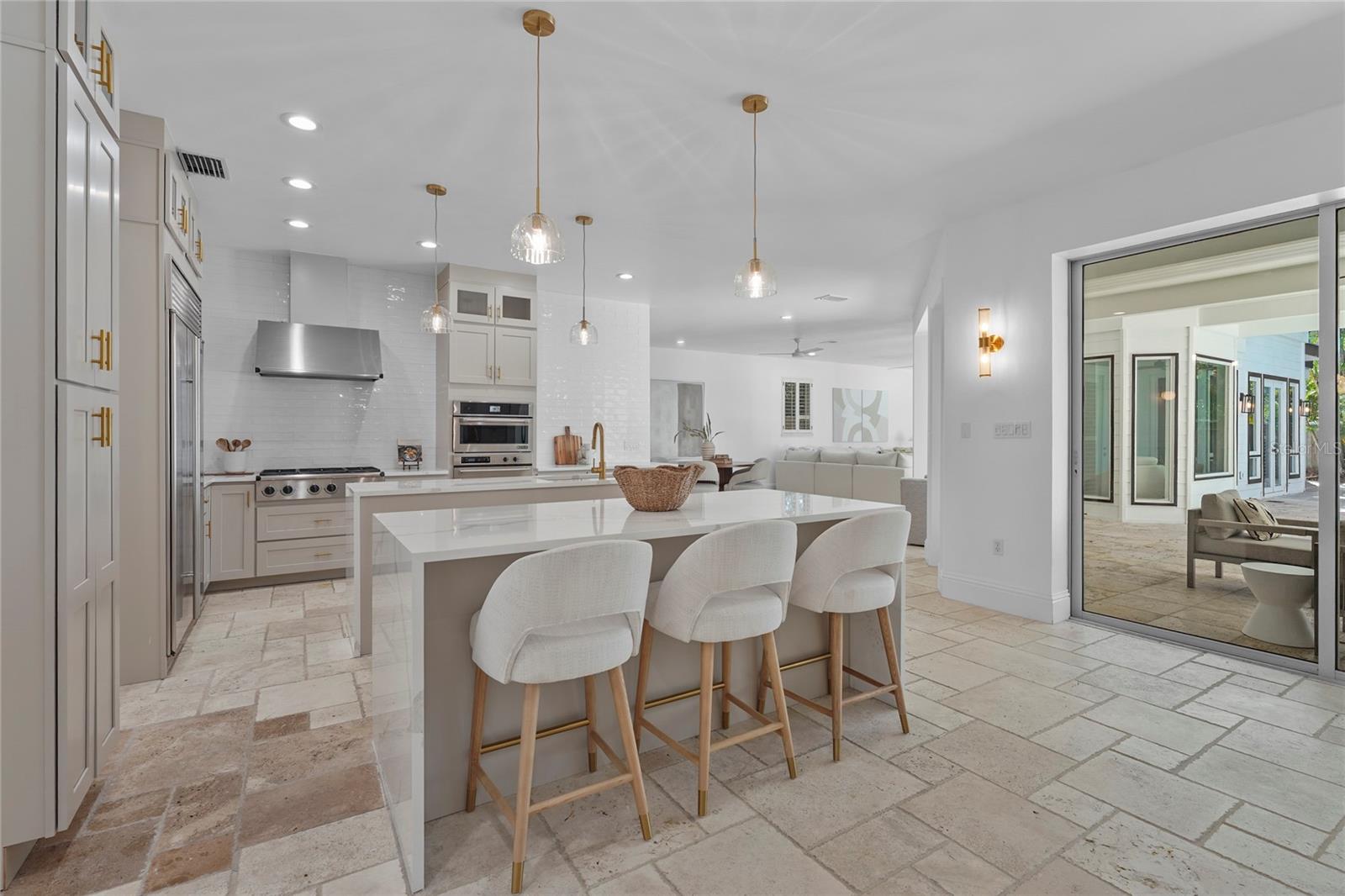 Image 16 of 98 For 1826 Boyce Street