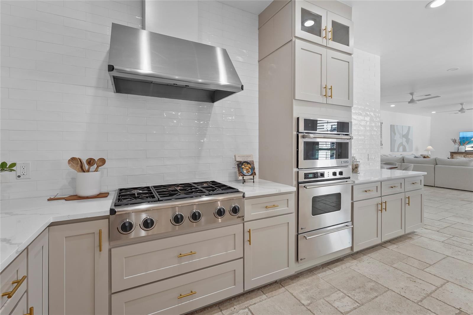 Image 21 of 98 For 1826 Boyce Street