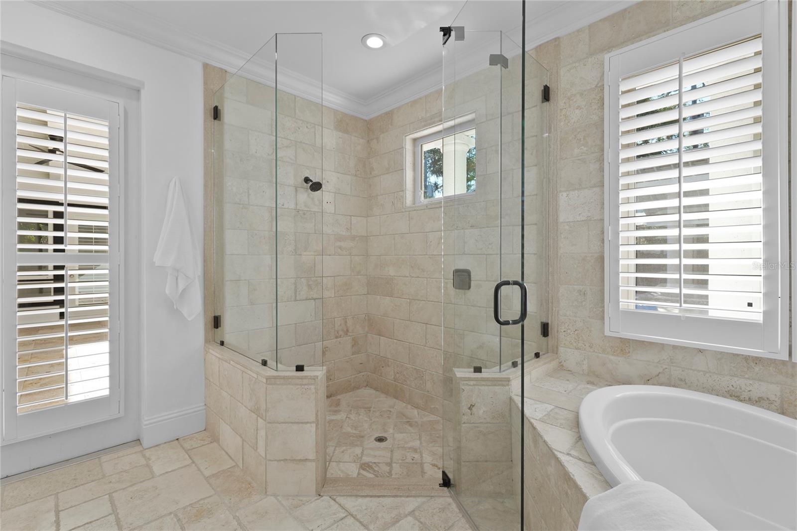 Image 38 of 98 For 1826 Boyce Street