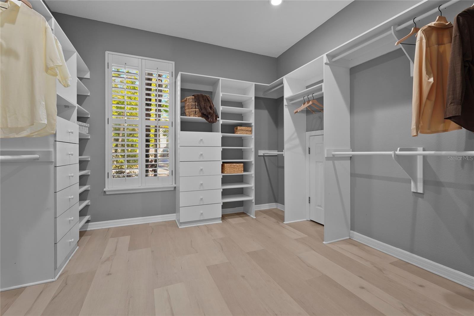 Image 41 of 98 For 1826 Boyce Street